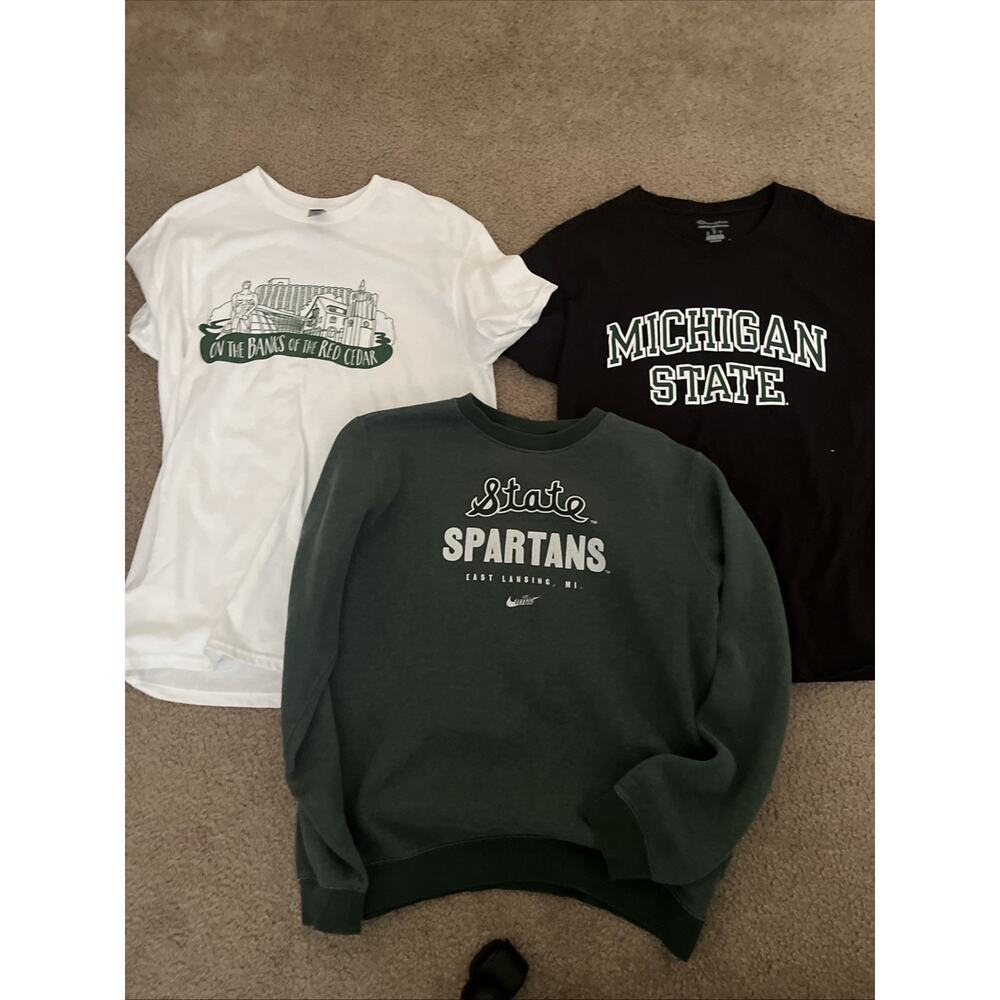 Michigan State Spartans Sweater & Short Sleeve Tee Lot Size Medium